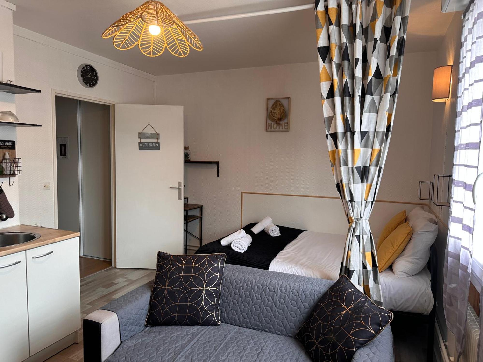 Orleans Centre Proche Gare - Appartement Fonctionnel Residence Calme Parking Prive Gratuit - Le Central Elegance Exterior foto